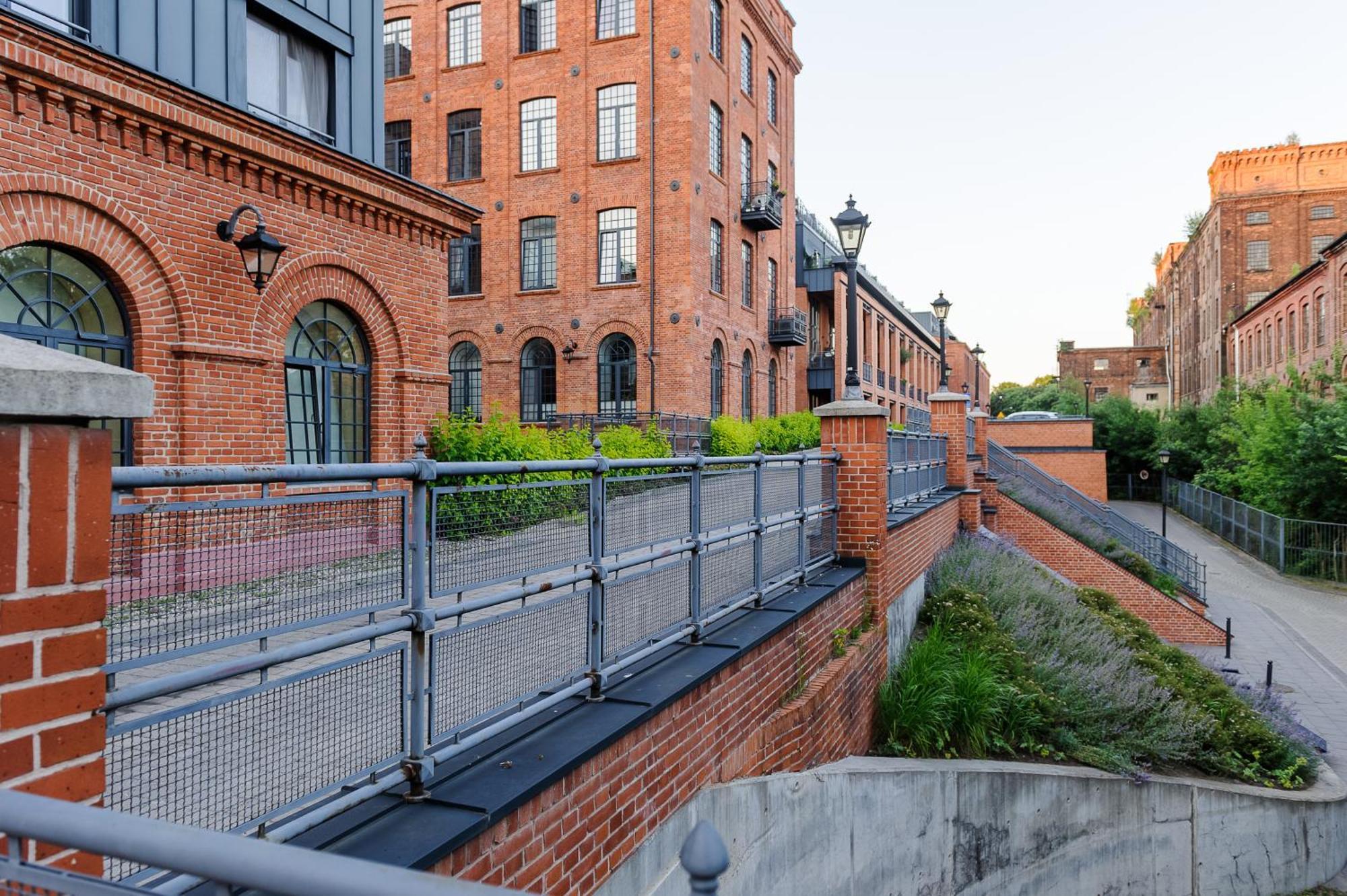 Lumina Loft Tymienieckiego With A View Of The Lake Lódź Exterior foto