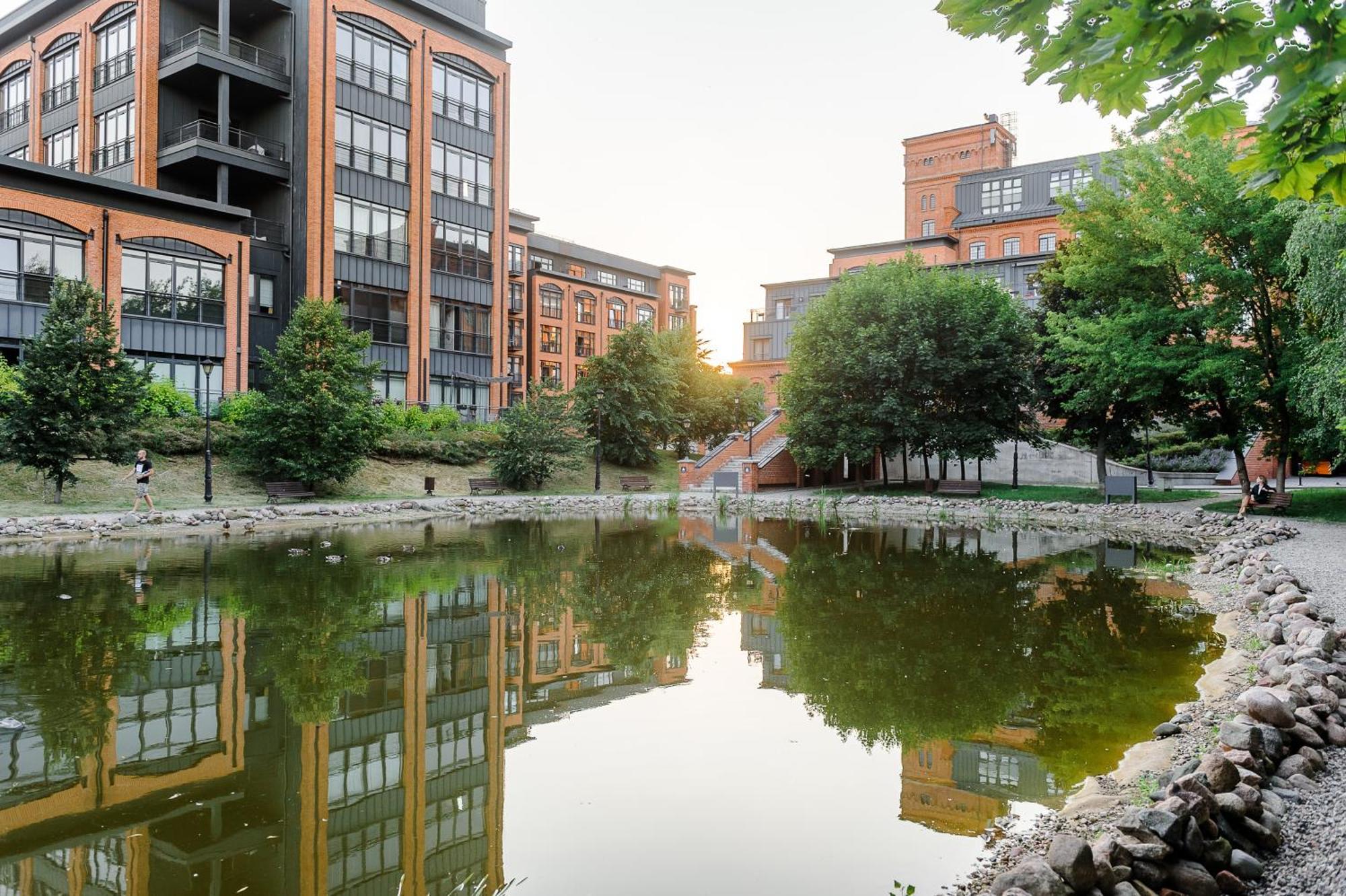 Lumina Loft Tymienieckiego With A View Of The Lake Lódź Exterior foto